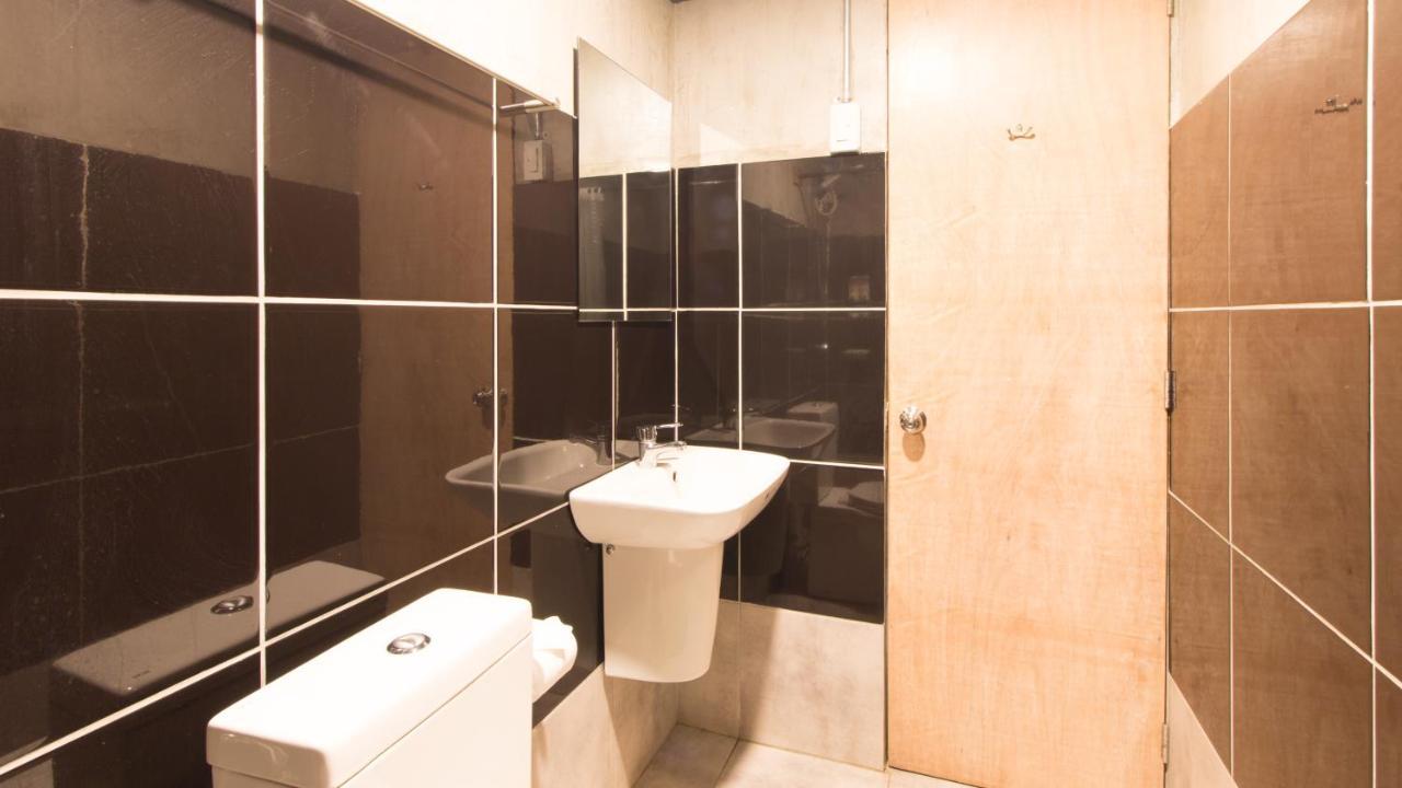 Reddoorz Plus @ Taft North Mandurriao Илоило Экстерьер фото