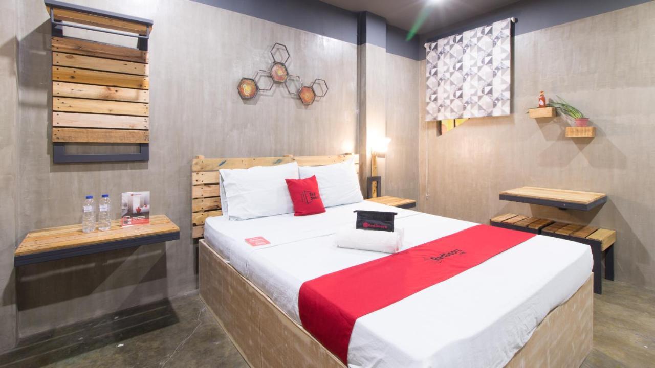 Reddoorz Plus @ Taft North Mandurriao Илоило Экстерьер фото